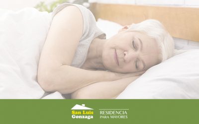 Cómo actuar ante el insomnio en personas mayores y regular el sueño